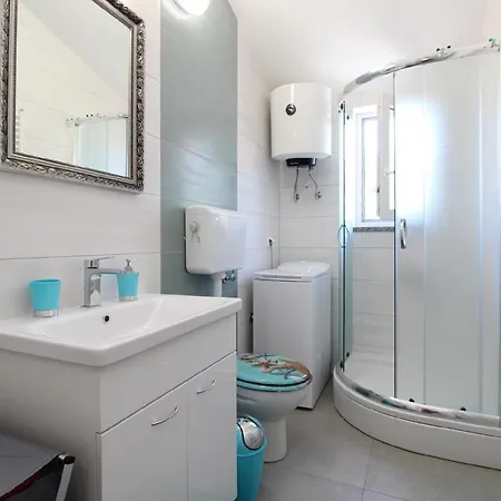 Apartment Fuer 4 Personen Ca 75 Qm In Sijana, Istrien Istrische Riviera Pula