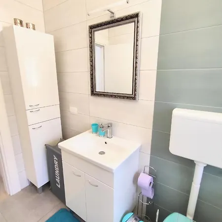 Fuer 4 Personen Ca 75 Qm In Sijana, Istrien Istrische Riviera Apartment Pula